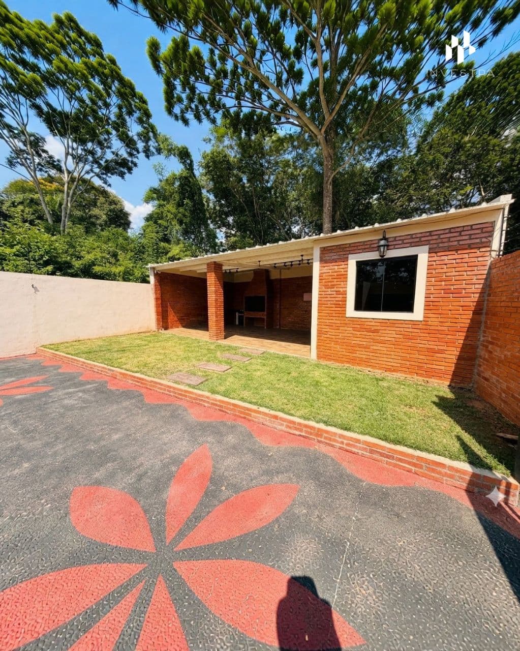 Casa De 4 Habitaciones En Ypane, foto 2