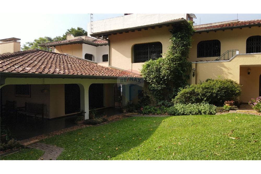 Residencia En Barrio Jara, foto 4