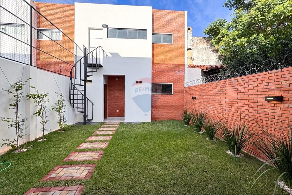 En venta – casa pareada de 3 suites, foto 4