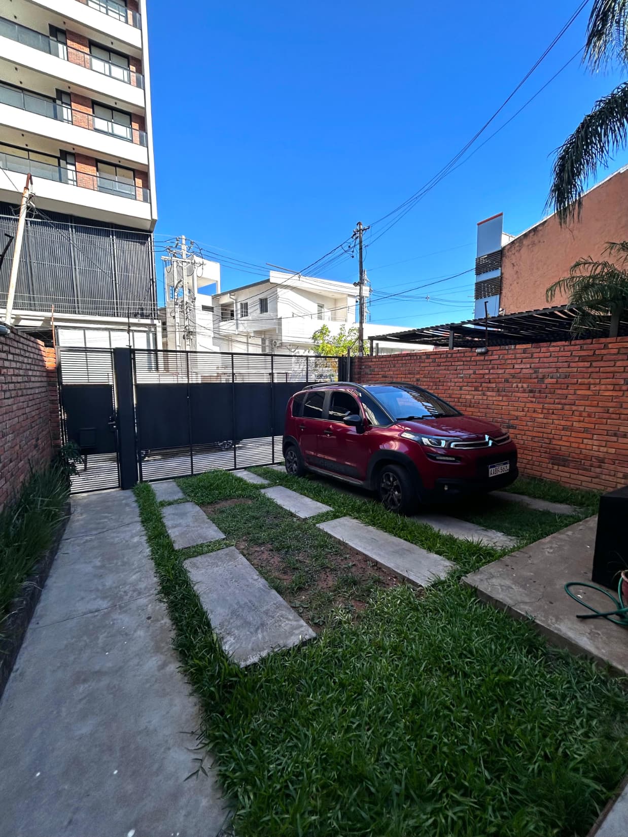 Casa pareada barrio ykua sati, foto 3
