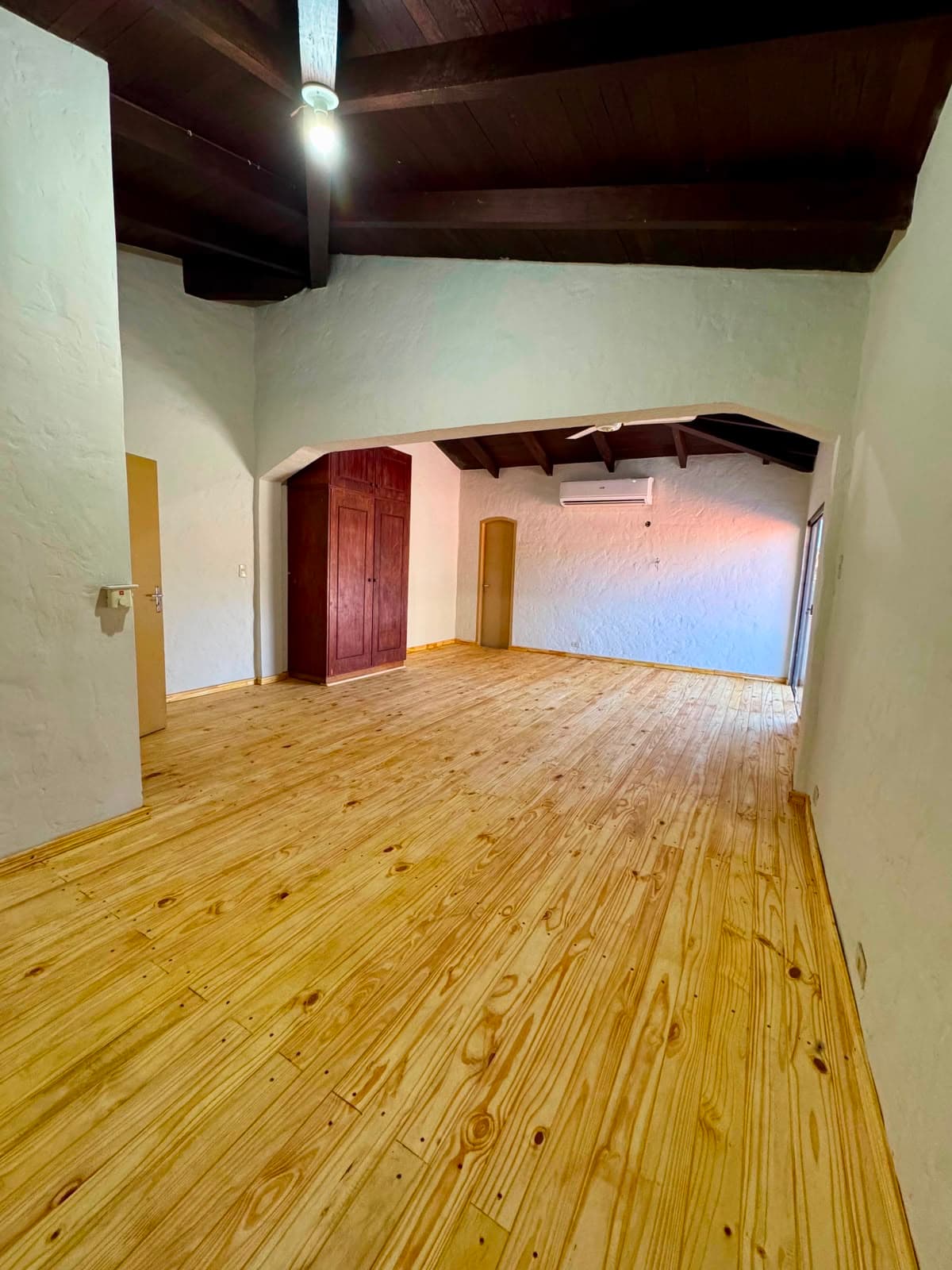 Casa De 4 Habitaciones Comercios O Residencia En Mcal Estigarribia, foto 5