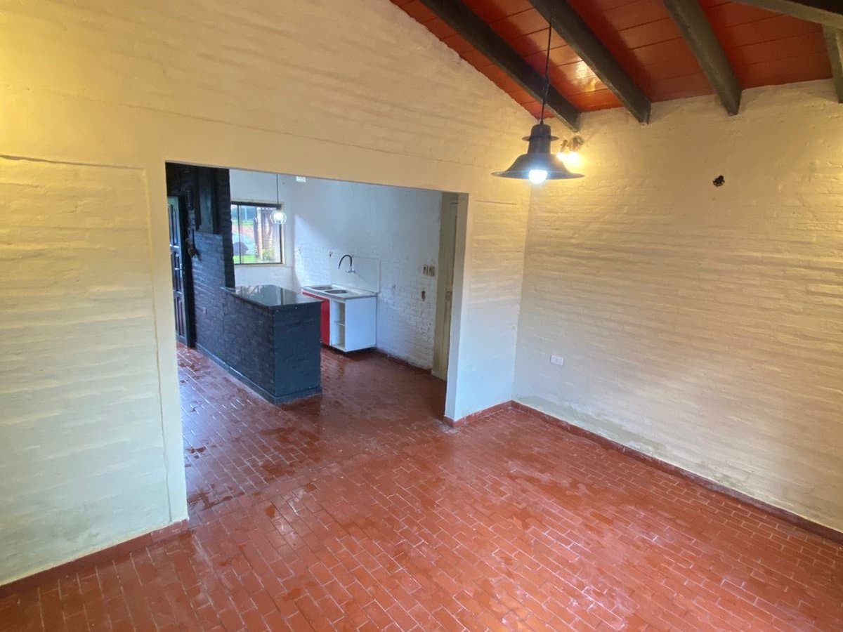 ID 15873 - Alquilo casa en Villa Elisa, foto 4