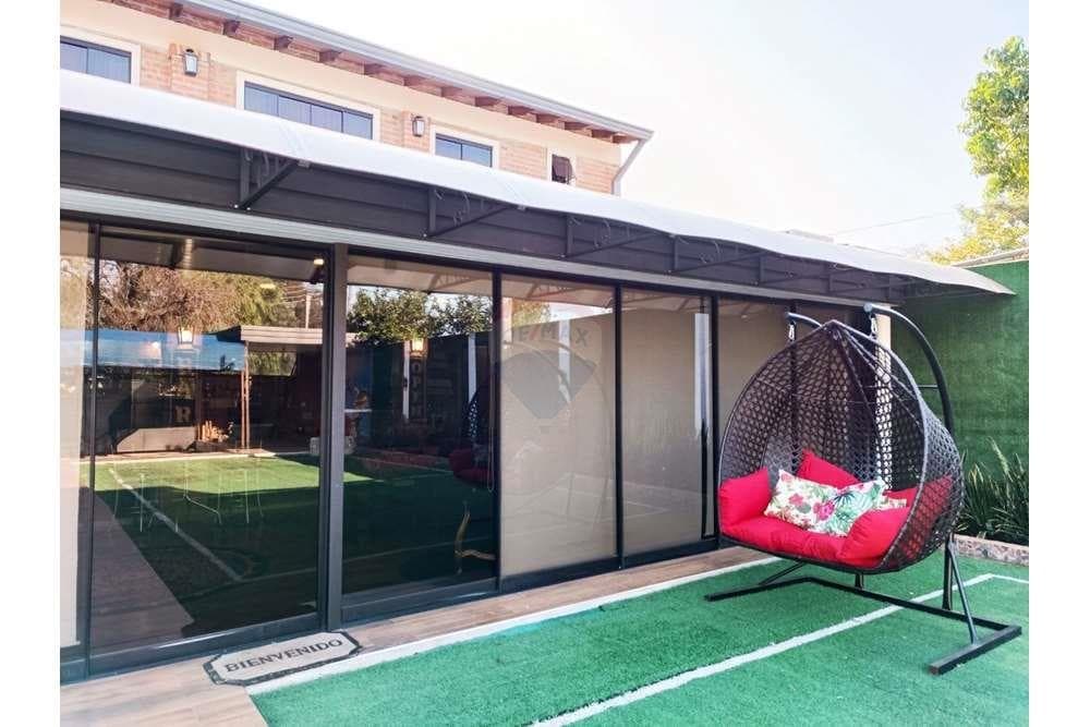 Casa con piscina en Villa Elisa, foto 3