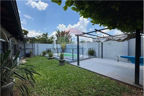 Casa-Venta-PY Central Lambaré Mbachio, foto 2