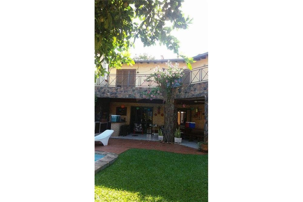 Alquilo casa en fdo. De la mora zona (cas)