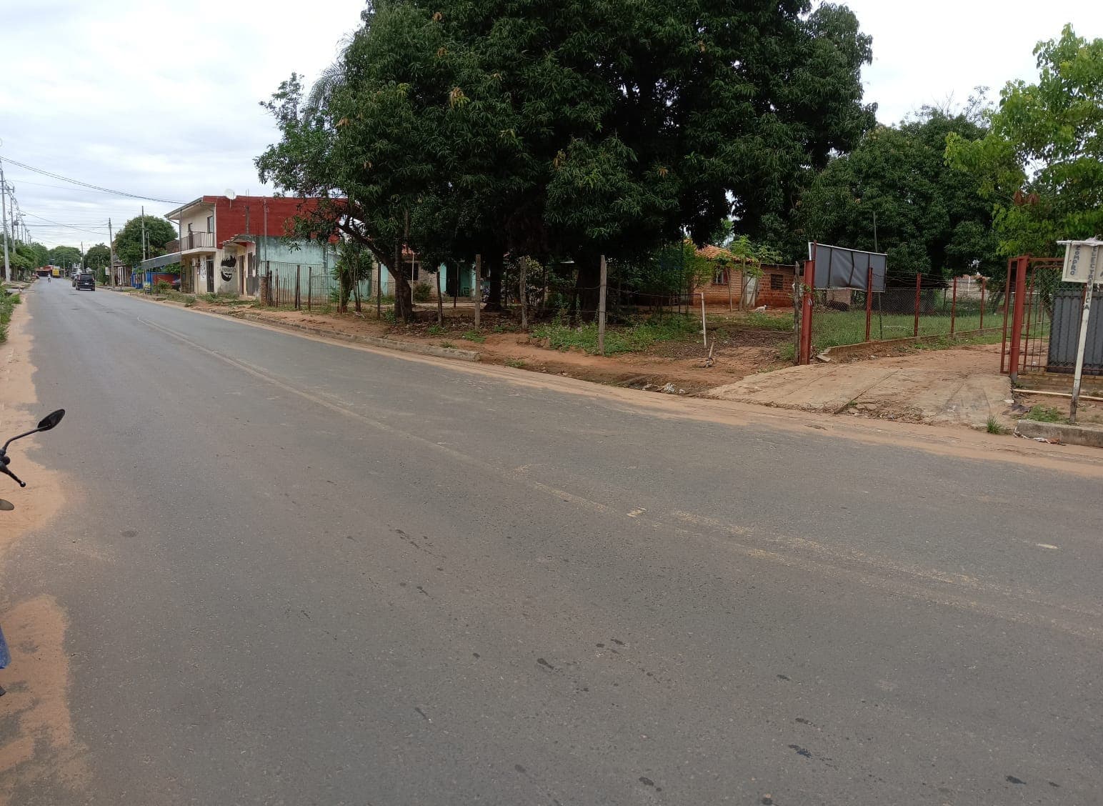 Terreno en venta de 901 m2 s/ avda nanawa, laurelty/Luque, foto 5
