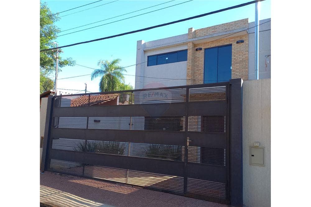 Hermoso duplex a estrenar en laurelty Luque, foto 2