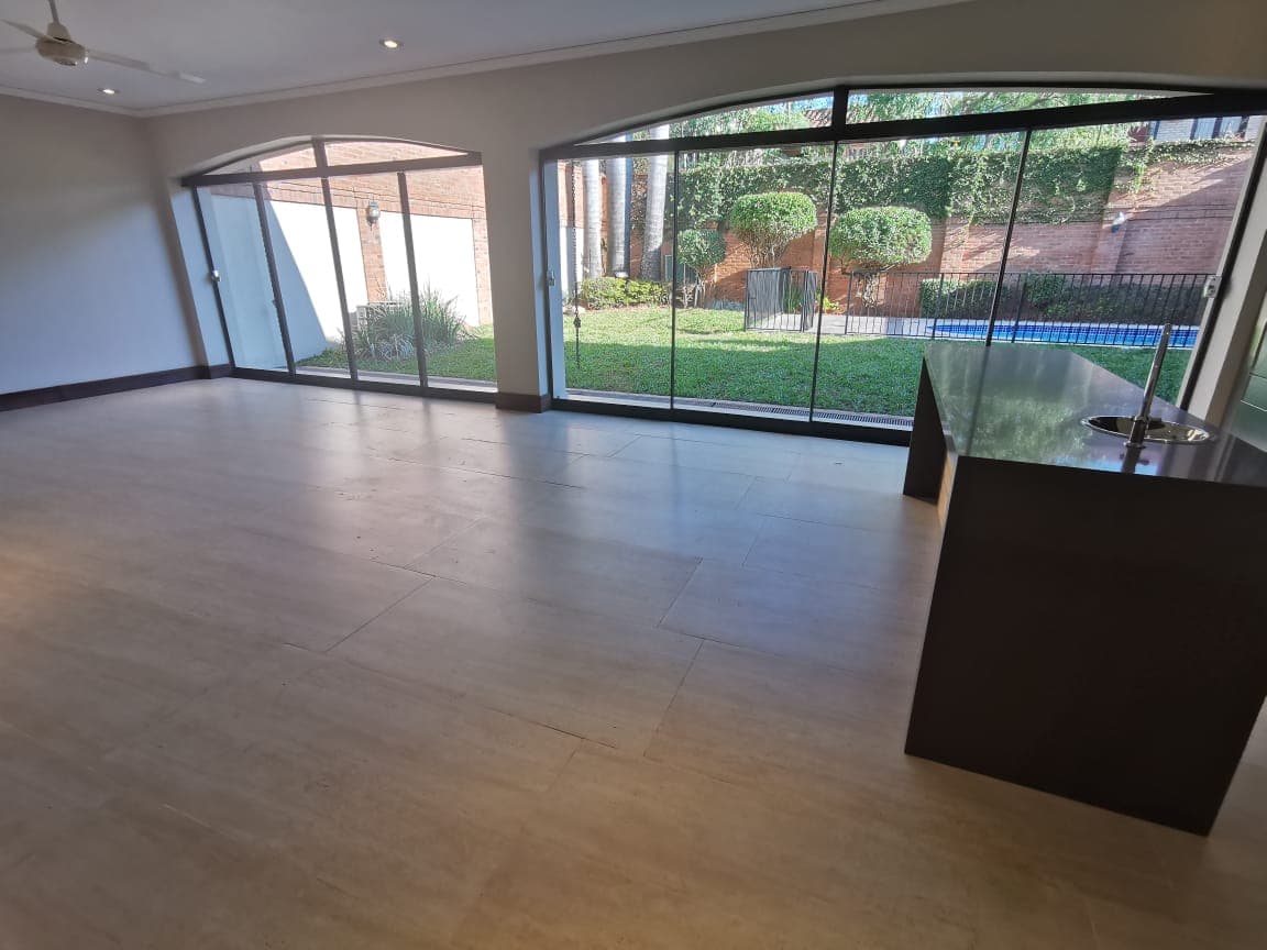 Moderna casa en Mburucuyá, foto 5