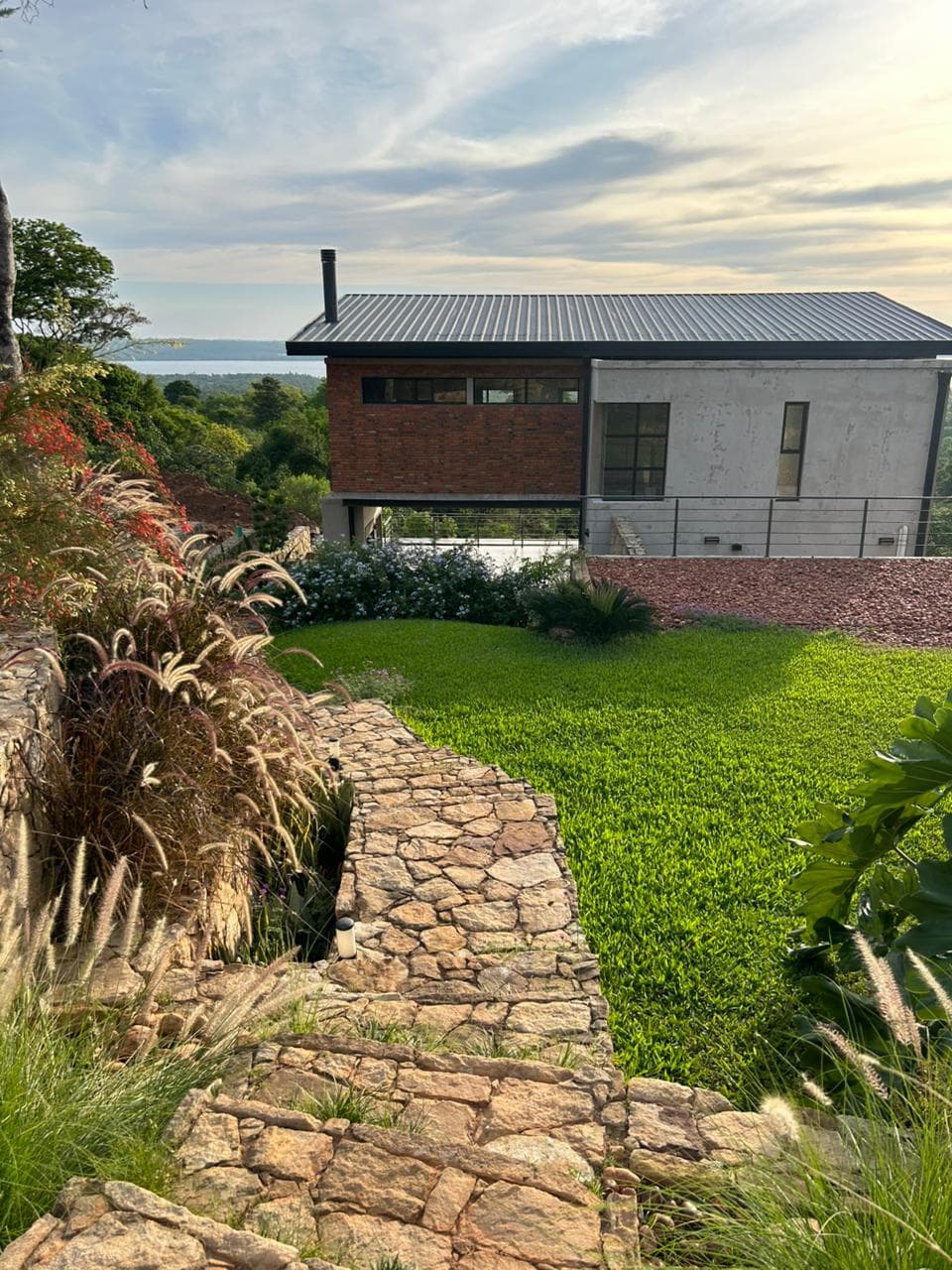 Casa a estrenar en venta San Bernardino con vista al lago — foto 2