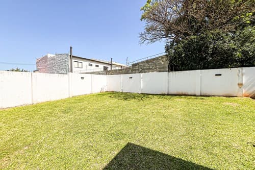 Hermosa casa de 4 hab + área de servicio completa en barrio américa de Luque — foto 4