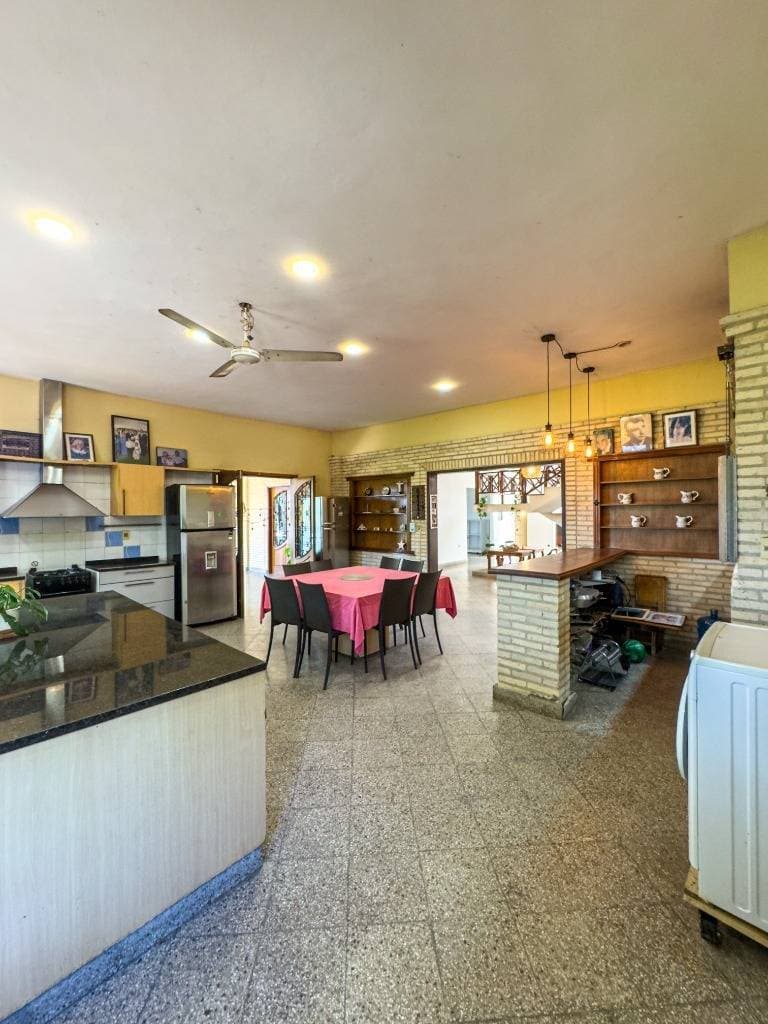 Residencia amplia en Mariano Roque Alonso, foto 4