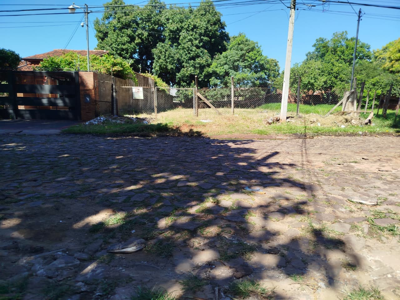 Vendo terreno en Lambaré zona club colegiales!!
