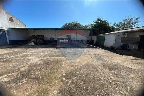 Deposito comercial en Caaguazú recibo inmueble, foto 4