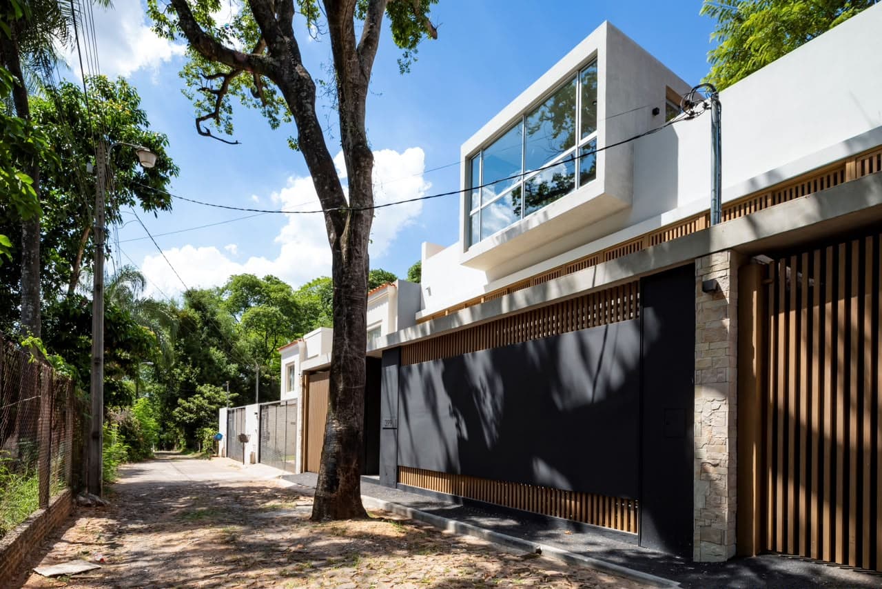 Residencia de diseño en venta - barrio mburucuyá, foto 3