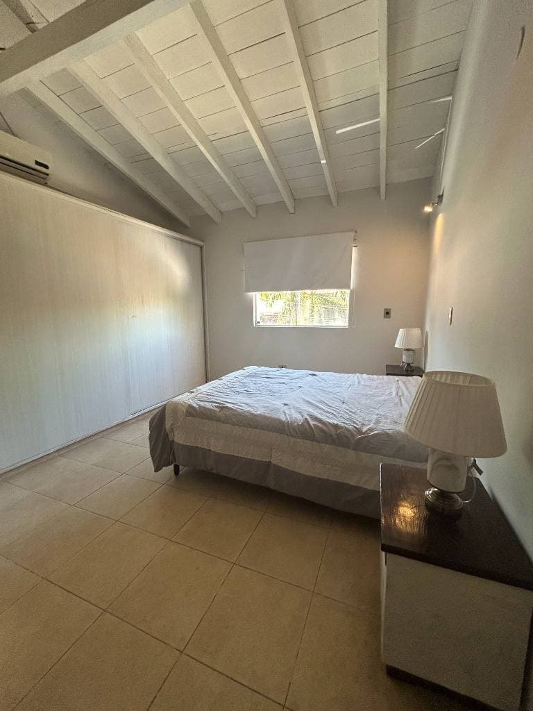 Amplio duplex en Lambaré, foto 2