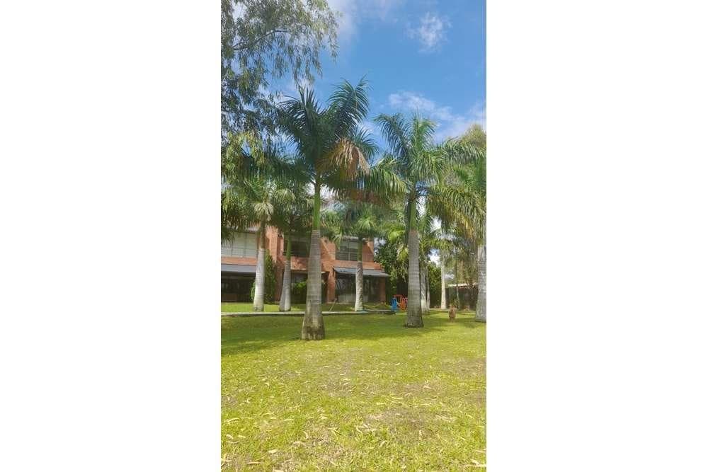 Casa con amplio terreno en surubi'i, foto 5