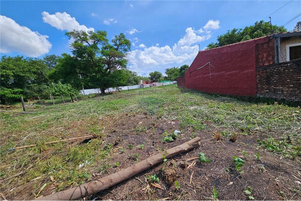 Vendo terreno en esquina fdo zona norte 410 m2
