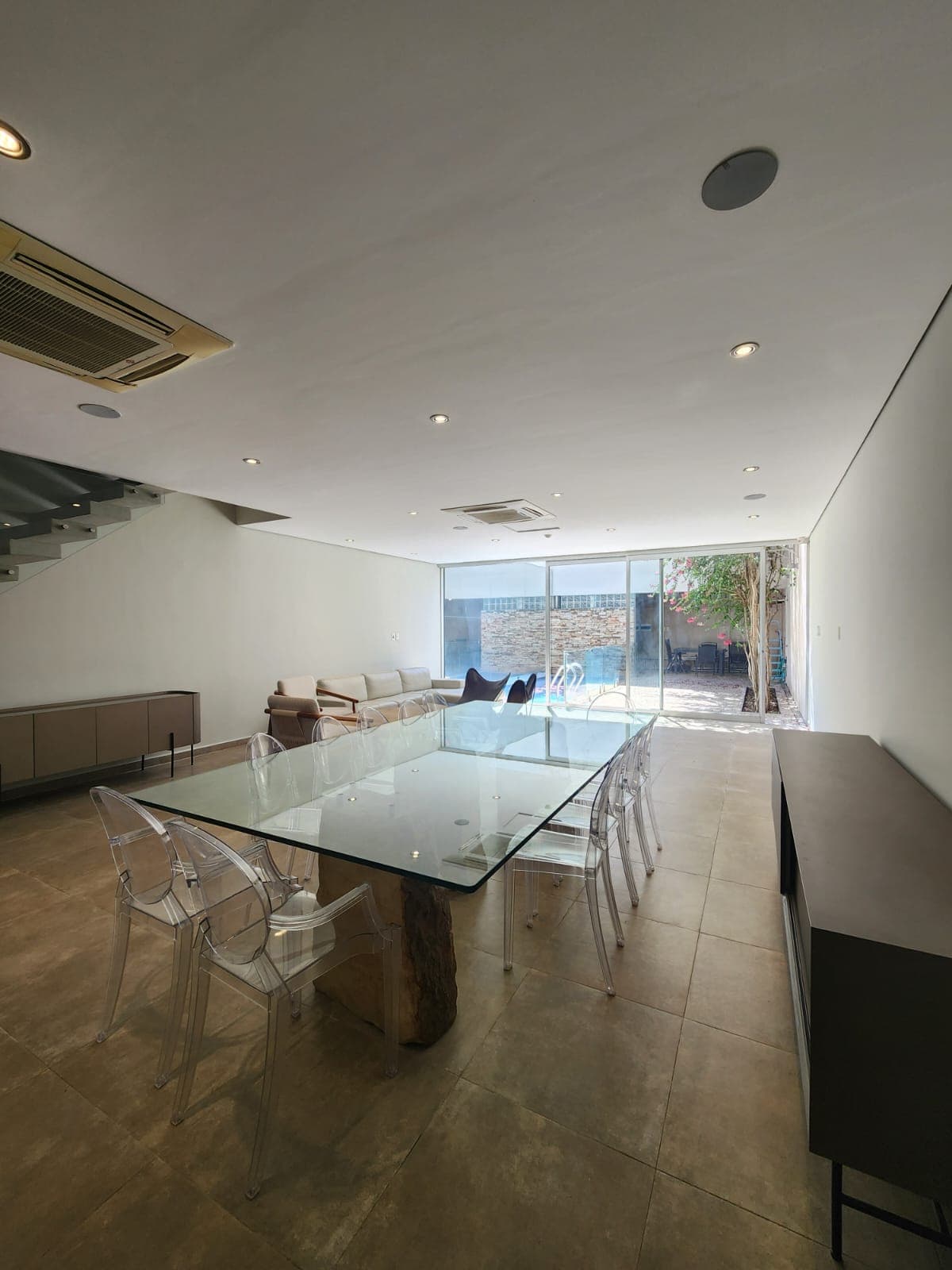 En alquiler hermoso triplex amueblado minimalista domotica zona Carmelitas, foto 3