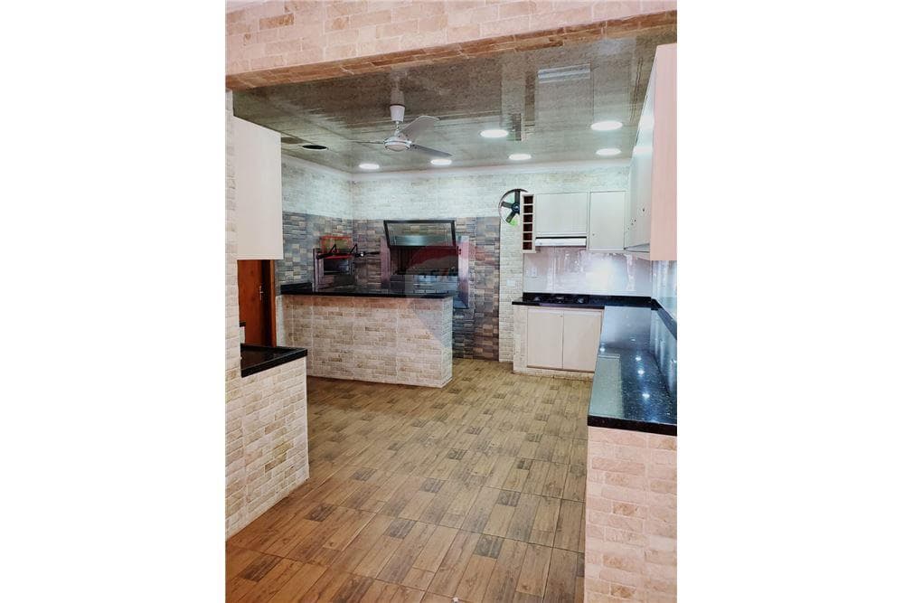 Casa De Verano - Venta - Ciudad del Este, foto 3