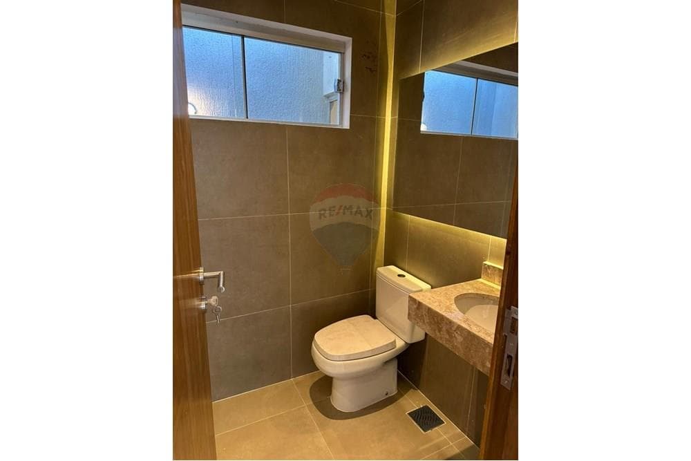 Chalet Moderno y Premium en Mariano Roque Alonso, foto 3