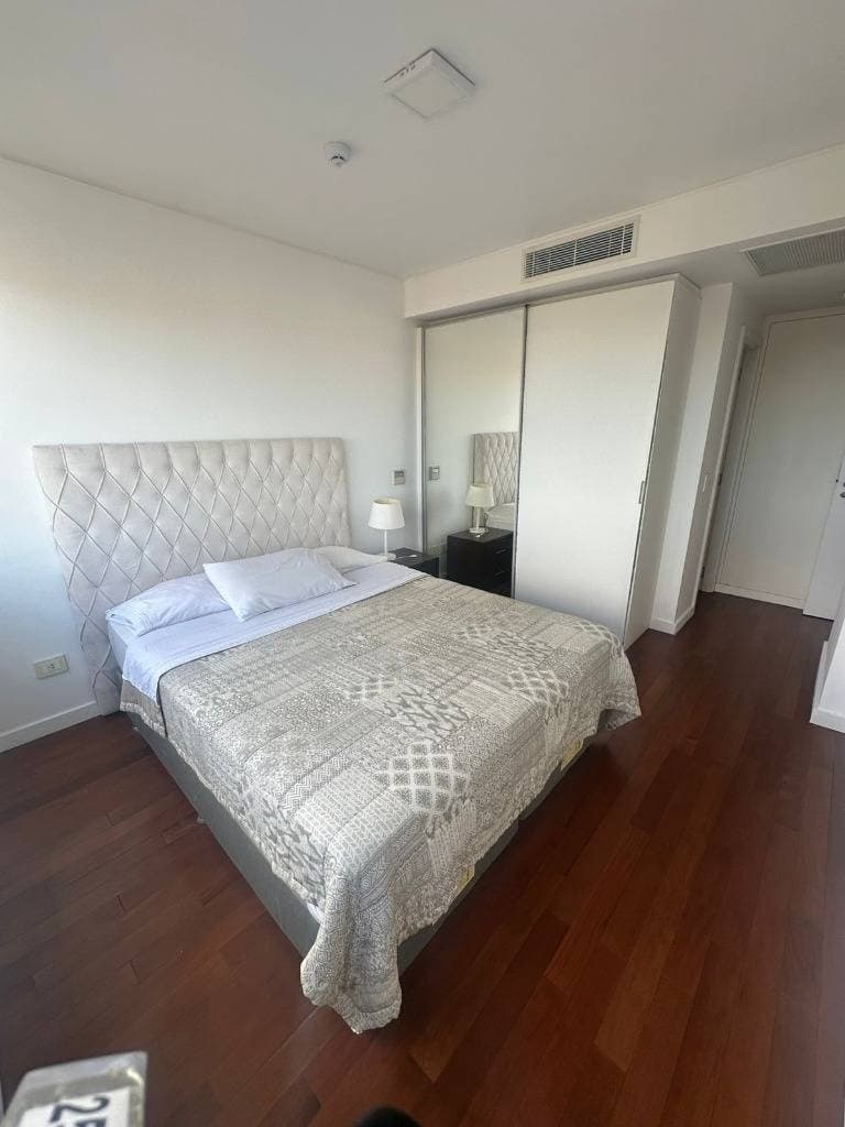 Alquilo departamento de 2 dormitorios en ycua sati en asuncion