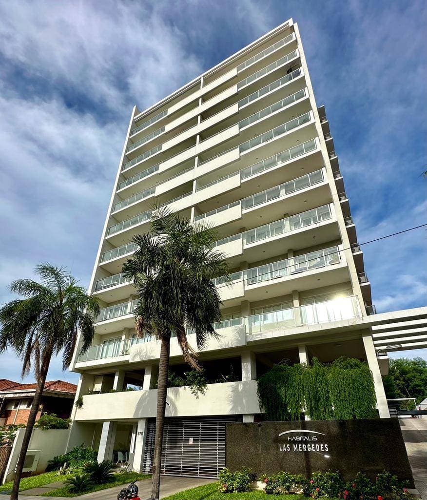 departamento de 2 habitaciones y 2 cocheras Las Mercedes, foto 1