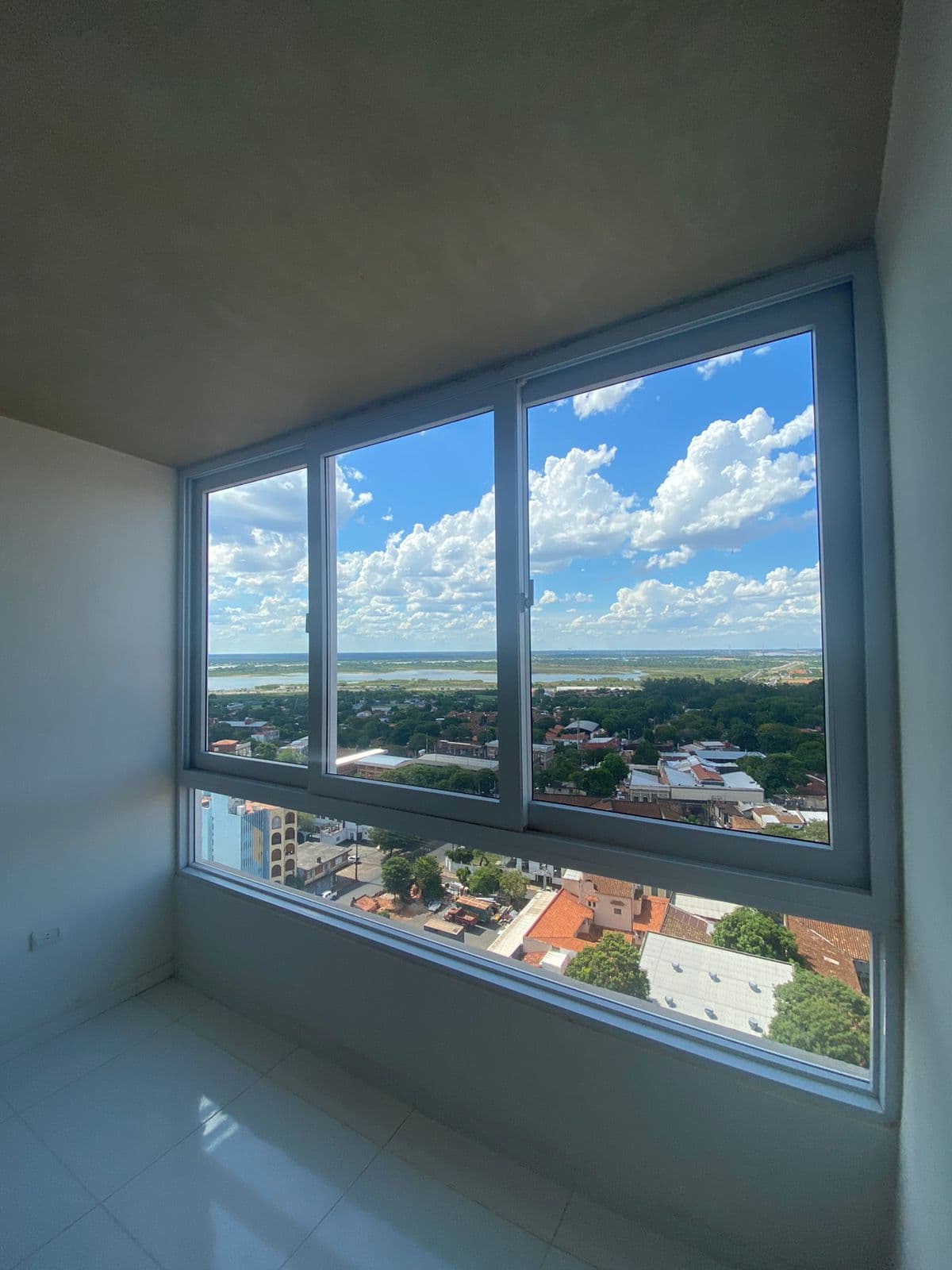 Zona colegio teresiano en alquiler penthouse de 1 dormitorio — foto 4