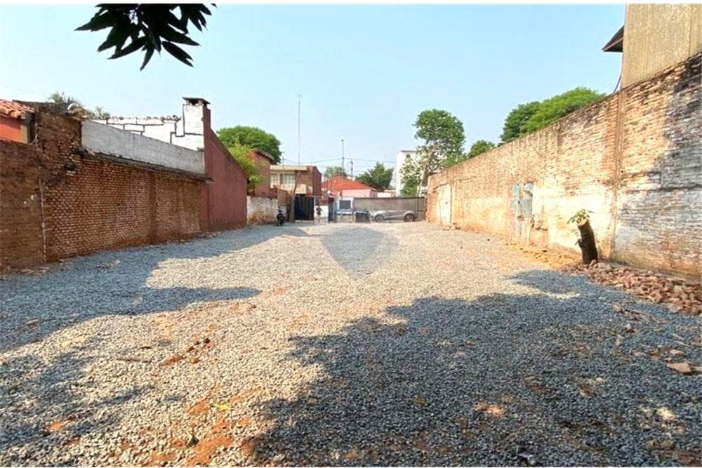Terreno de 813m2 sobre Eusebio Lilio, foto 2