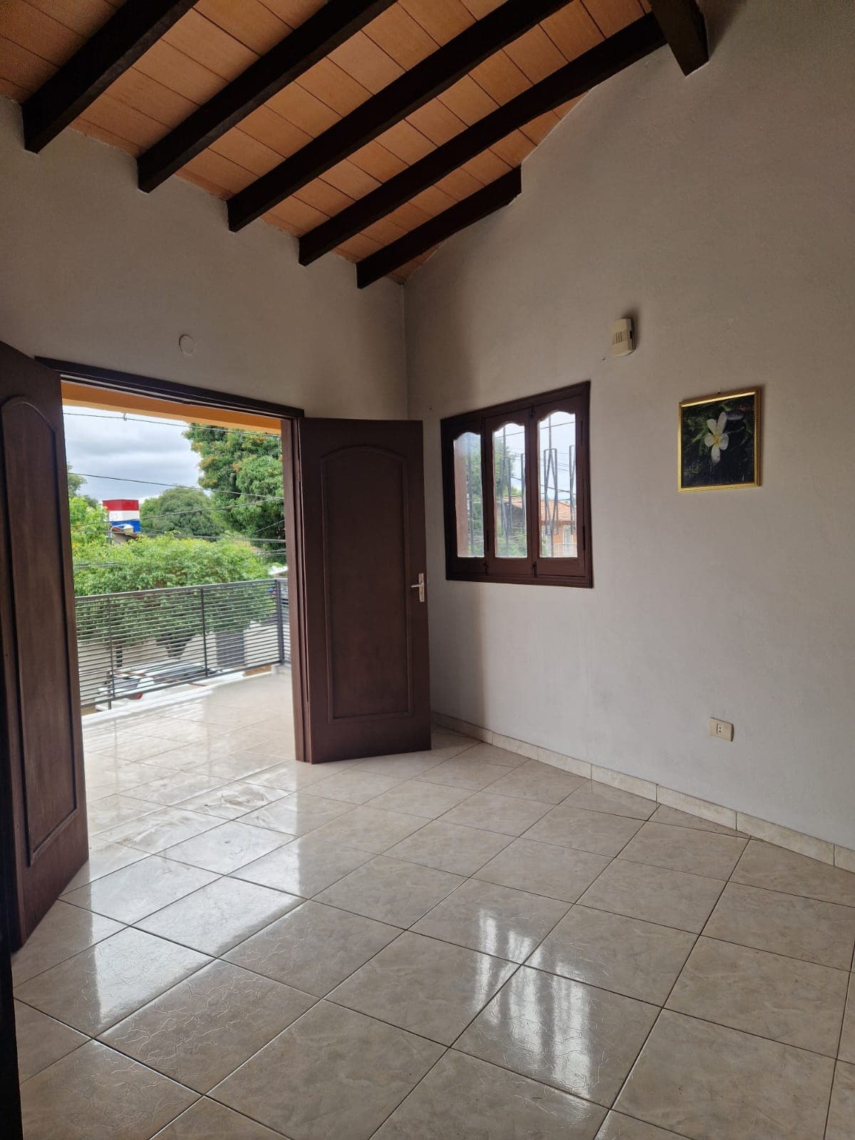 Departamento con jardin en alquiler, foto 3
