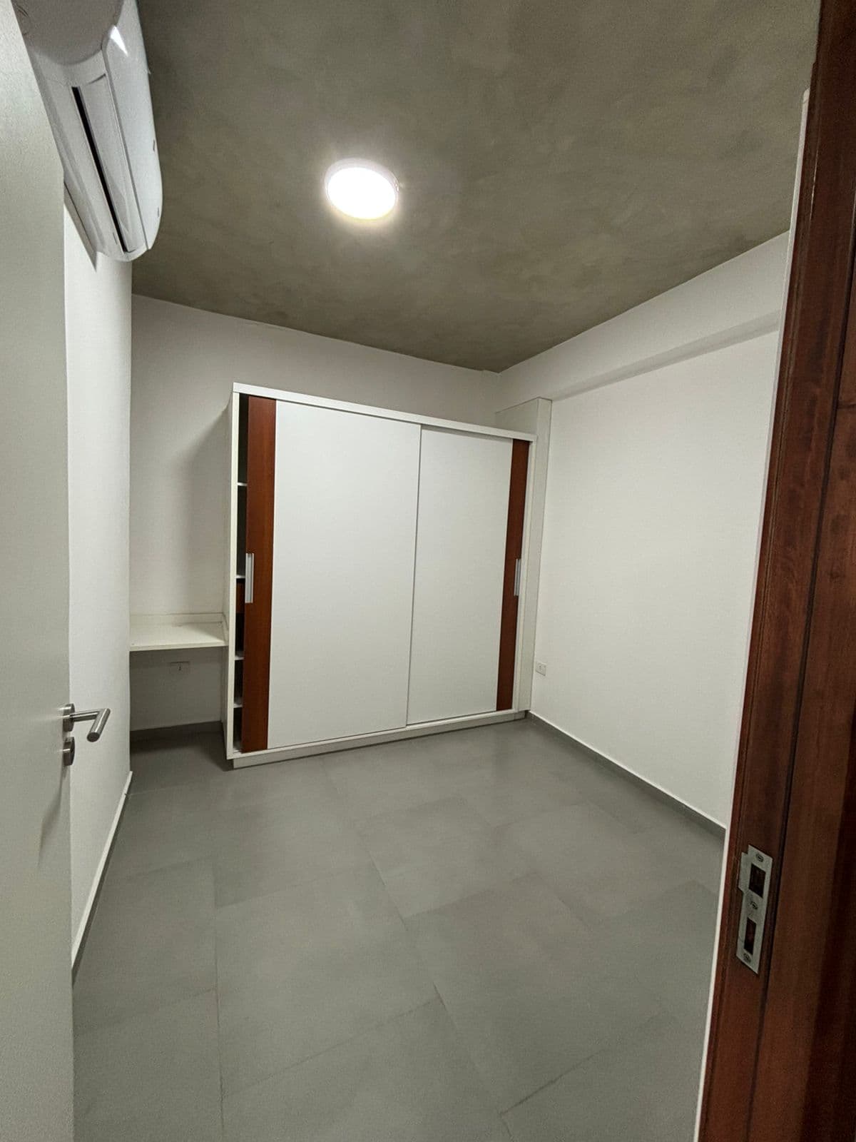 Departamento de dos dormitorios en lambare zona arete, foto 3