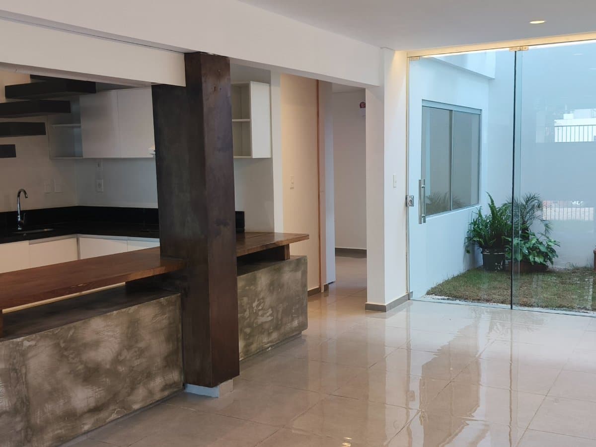 Duplex 3 dorm en Fernando de la Mora, foto 3
