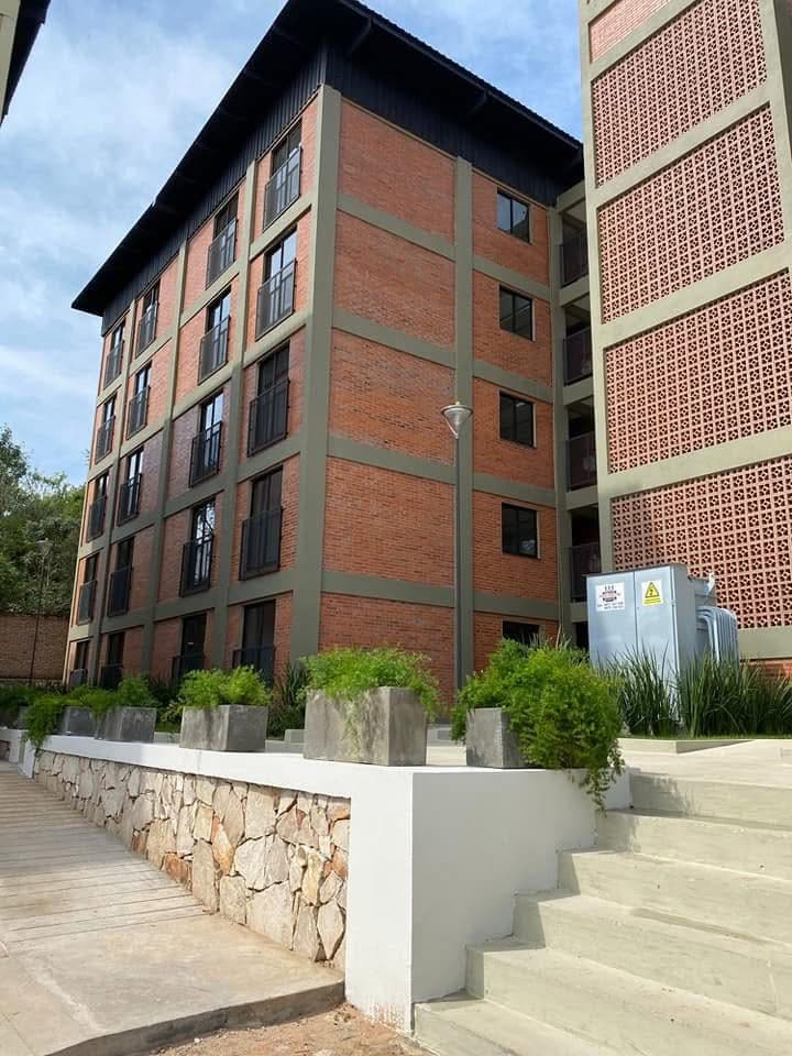 Alquiler – Departamento Residencial En Luque (en Gran Condominio)