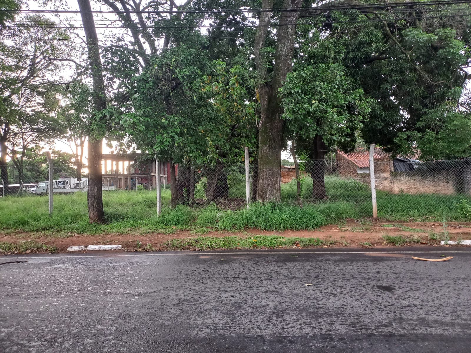 terreno de 360m2 en Fdo de la Mora zona norte/barrio Laguna Sati, foto 5