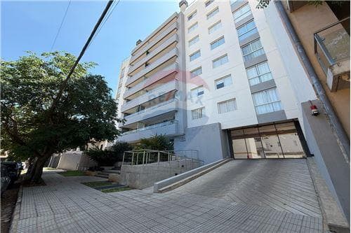 Departamento Full Amoblado – 2 Dormitorios + 1 cochera, foto 1