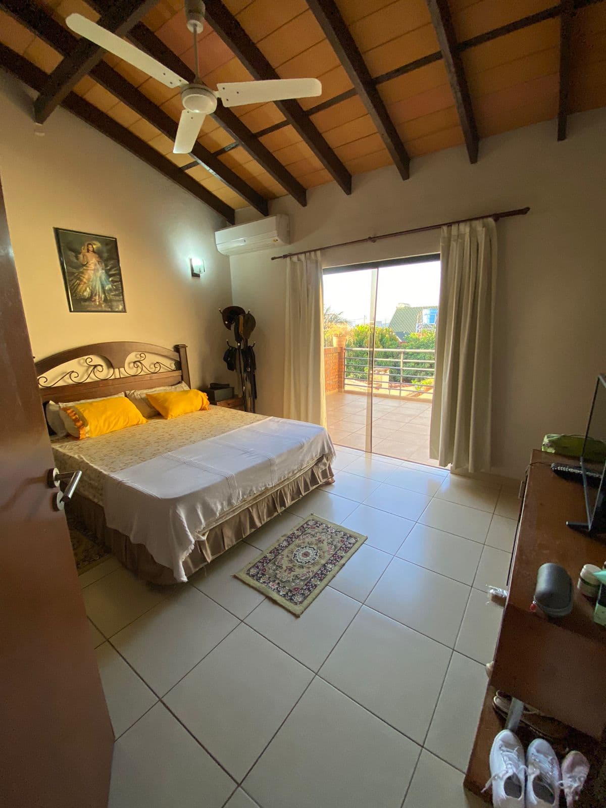 Casa con piscina alquiler valle apua, lambare, foto 5