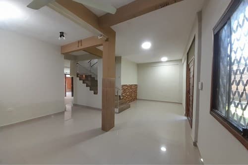 Casa en Lambaré z/ supermercado el pueblo — foto 2
