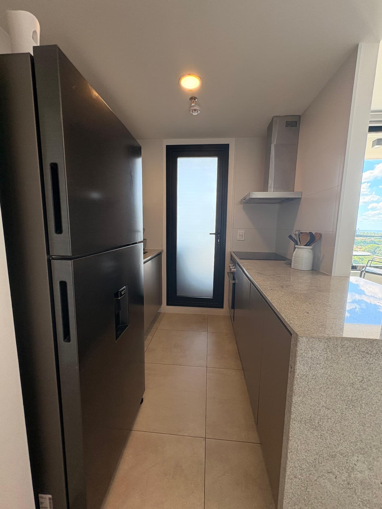 Avda. Santísima Trinidad, en alquiler depto de 1 dormitorio amoblado, foto 3