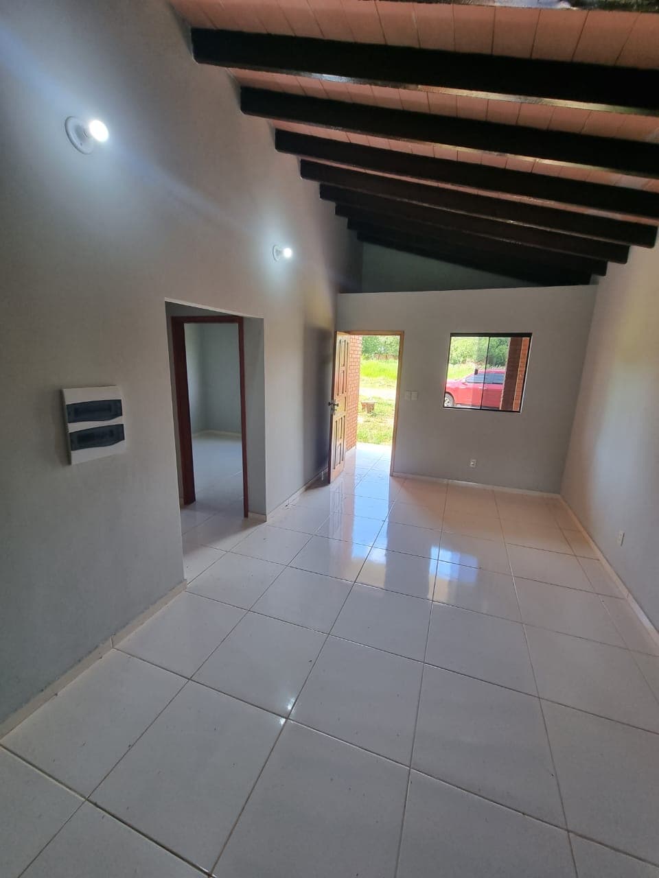 Vm/ vendo hermosa casa en Capiatá barrio álamo — foto 4