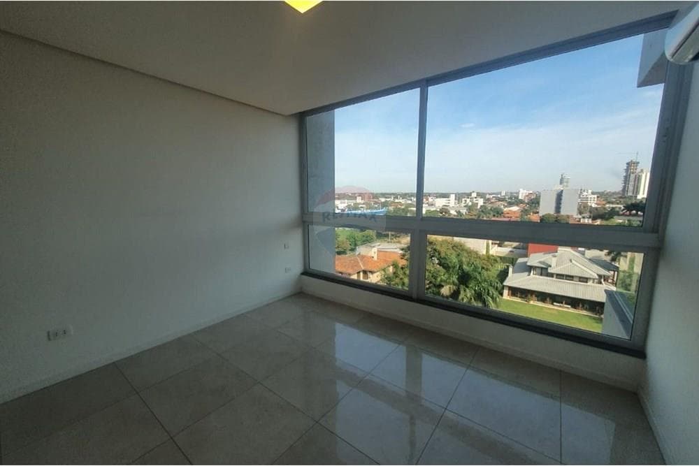 Inversión Ideal: Dpto. Moderno en Ycuá Satí, foto 3