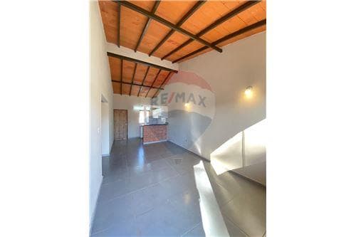 Chalet-Venta-PY Central Fernando de la Mora COD.100, foto 2