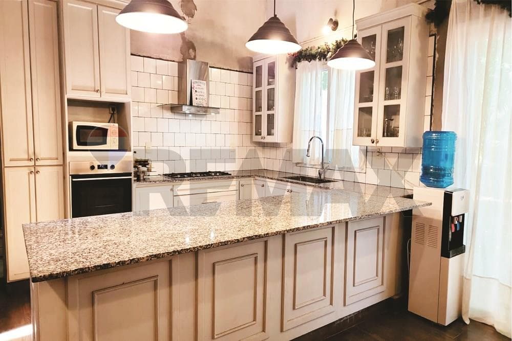 Casa de 3 dormitorios en venta en Isla Bogado Luque, foto 4