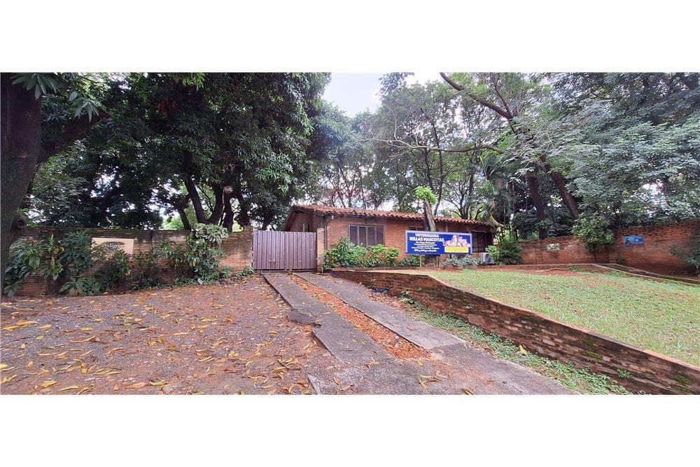 Vendo amplio terreno en obrero a pasos de felix bogado 1.077 m2