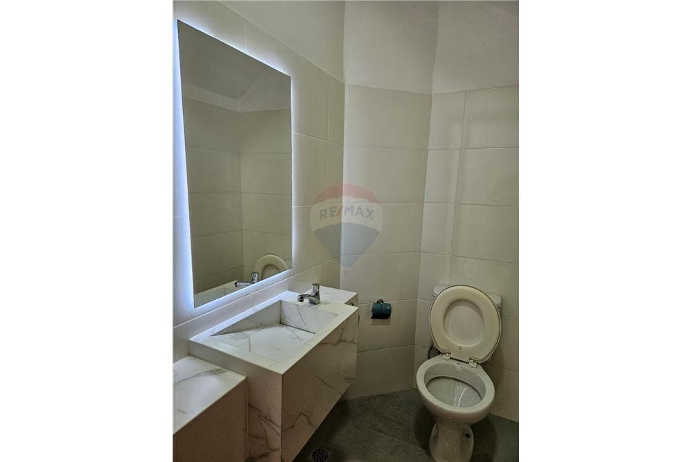 Duplex a estrenar en Lambare, foto 5