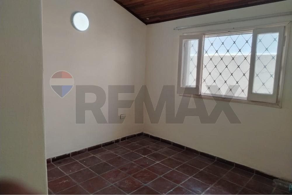 Casa - Alquiler - Nazareth, Asunción, Paraguay, foto 5