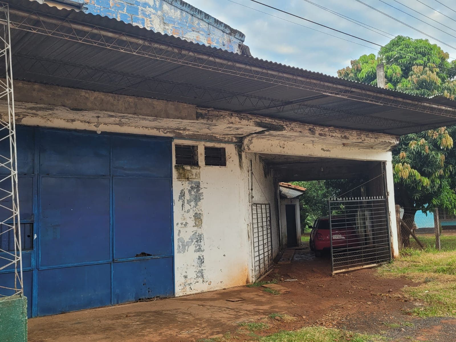 Dueño Vende Terreno 2.488 M² Sobre Exruta1 Con Tinglado, Salida De Calle A Calle — foto 3