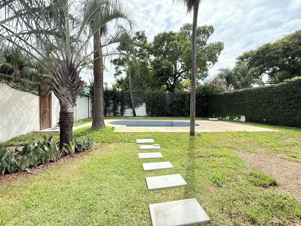 *alquilo importante casa zona primer presidente*, foto 3