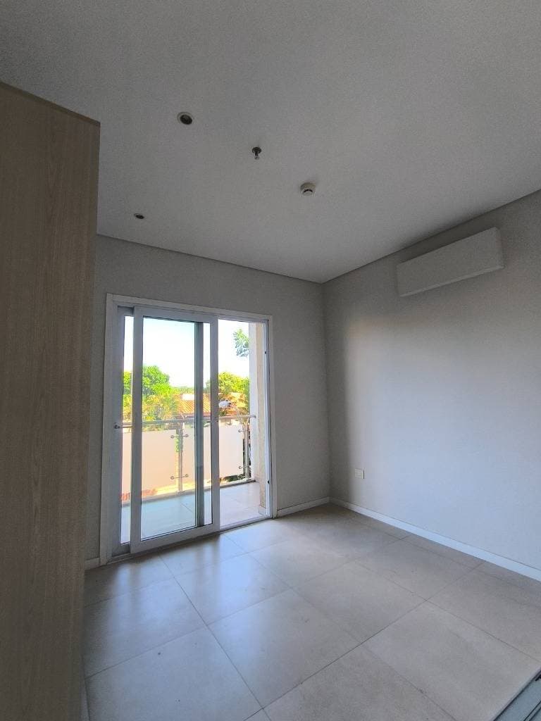 Un dormitorio en barrio Herrera edificio altos de Herrera - id: 32623 — foto 2