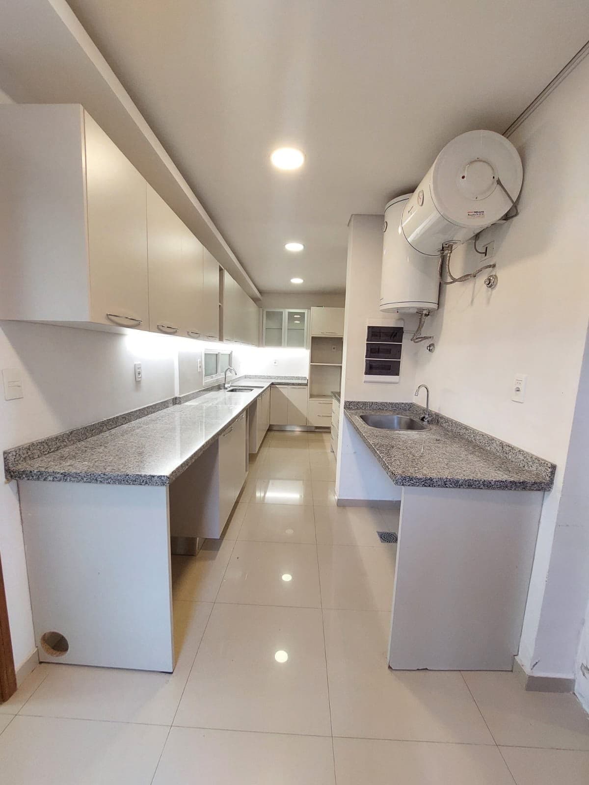Departamento de 3 dormitorios en planta baja en barrio Herrera — foto 4