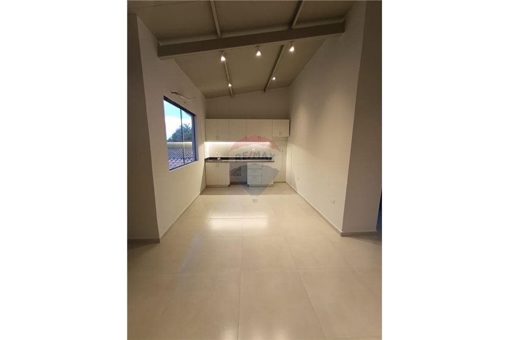 Departamento - Alquiler - Fernando de la Mora, Paraguay — foto 2