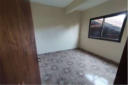 Departamento-Alquiler-Constitucion Nacional, centro Encarnación, Itapúa — foto 2